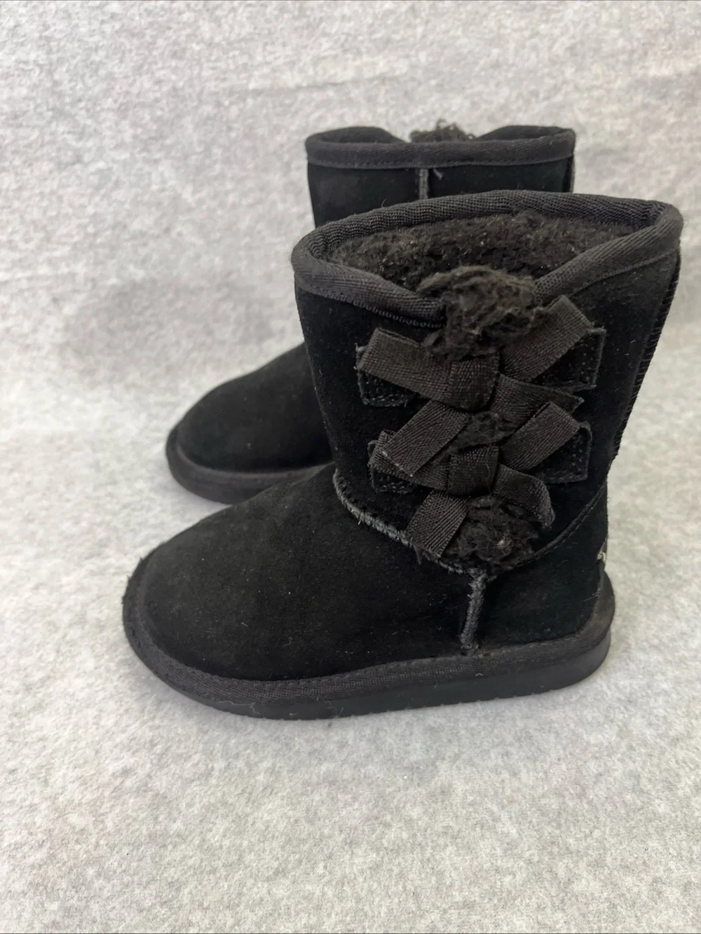 Koolaburra by UGG Boots Kids Toddler 8 Short Black Suede Winter Lined Pull On